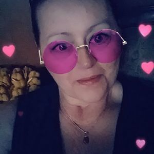 Meet your Posher, Sandy